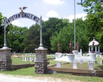 Oakwood_Cemetery_GAR_circles_2006-07-03.jpg