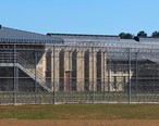 Behind_the_barricades_at_Federal_Correctional_Institute_in_Oakdale__LA_IMG_0171.JPG