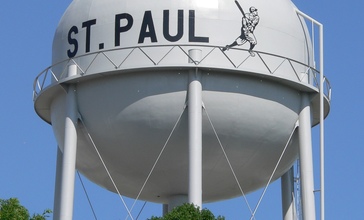 Saint_Paul__Nebraska_water_tower_2.JPG