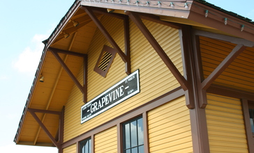 Grapevine_Train_Station_by_Raymond_Lafourchette.jpg