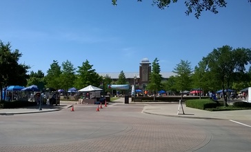 Keller_Texas_Farmers-Market_2015-07-11.jpg