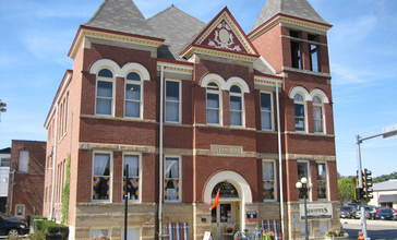 Pontiac_City_Hall_and_Fire_Station14.JPG