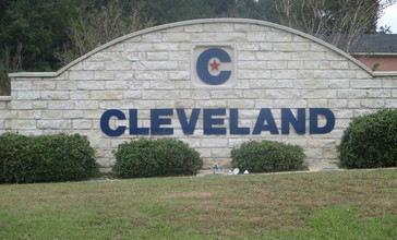 Cleveland__TX_sign_IMG_8259.JPG