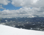 View_of_town_from_the_top_of_Peak_6.JPG