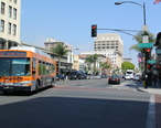 Old_Town_Pasadena_and_Metro_Local_bus.JPG
