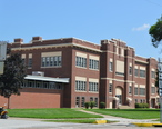 Canton_High_School__Missouri__facade_from_north.jpg