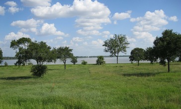 Eagle_Lake_TX_Lake.JPG