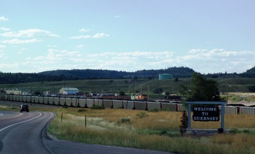 Welcome_to_Guernsey__Wyoming_-_panoramio.jpg