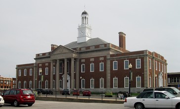 Jackson_County_Courthouse_Independence_MO-cropped.jpg