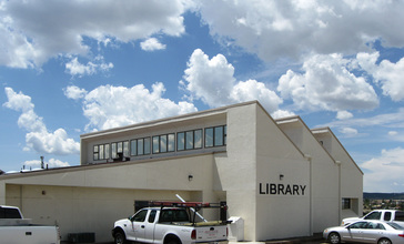 Edgewood_New_Mexico_Public_Library.jpg