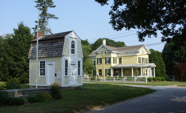 Chester_Hunt_Law_Office__Windham__Connecticut.jpg