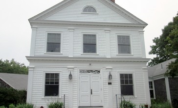 Chilmark_Town_Hall__Martha_s_Vineyard.jpg