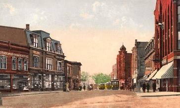 Lincoln_Square_and_Main_Street__Milford__MA.jpg