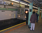71st-Forest_Hills_Subway_Station_by_David_Shankbone.jpg