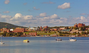 Downtown_Newburgh_from_Beacon.jpg