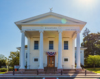 Branford__Connecticut_town_hall_and_courthouse.jpg