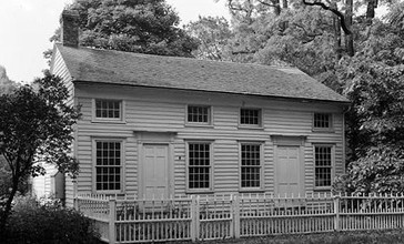 Old_Parsonage__Old_Chatham__Columbia_County__New_York___retouched_.jpg
