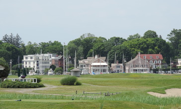 Southport_Harbour_centre__Connecticut__viewed_from_Sasco_Beach.JPG