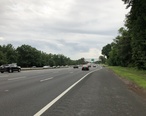 2018-06-20_19_23_41_View_south_along_New_Jersey_State_Route_444__Garden_State_Parkway__between_Exit_136_and_Exit_135_in_Clark_Township__Union_County__New_Jersey.jpg