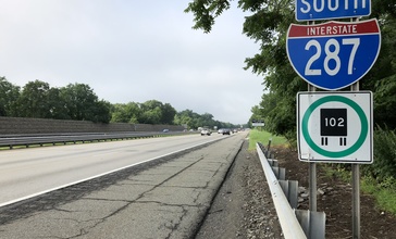 2018-07-28_08_29_18_View_south_along_Interstate_287_just_south_of_Exit_52_in_Pequannock_Township__Morris_County__New_Jersey.jpg
