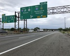 2018-07-21_17_49_29_View_south_along_the_local_lanes_of_Interstate_95__Bergen-Passaic_Expressway__just_north_of_Exit_69__WEST_Interstate_80__To_Garden_State_Parkway__Hackensack__Paterson__in_Teaneck_Township__Bergen_County__New_Jersey.jpg