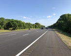 2018-05-26_08_07_20_View_north_along_New_Jersey_State_Route_444__Garden_State_Parkway__between_Exit_105_and_Exit_109_in_Middletown_Township__Monmouth_County__New_Jersey.jpg