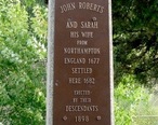 Roberts_Monument_b.jpg