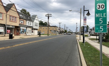 2018-10-01_16_44_31_View_east_along_U.S._Route_30__White_Horse_Pike__just_east_of_Camden_County_Route_649__West_Clinton_Avenue__in_Oaklyn__Camden_County__New_Jersey.jpg