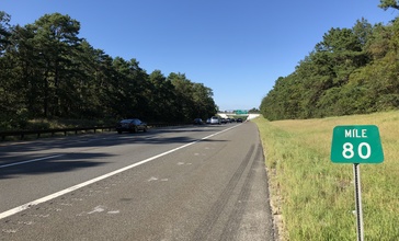 2018-09-16_15_58_23_View_north_along_New_Jersey_State_Route_444__Garden_State_Parkway__between_Exit_77_and_Exit_81_in_Beachwood__Ocean_County__New_Jersey.jpg