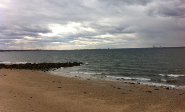 Glen_Cove_NY_Beach.jpg