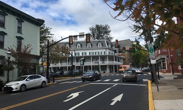 Main_Street_NB_at_State_Street_Doylestown.jpg