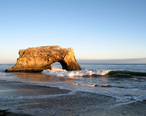 Natural_bridges_state_beach_Santa_Cruz_California.jpg