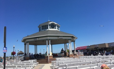 Rehoboth_Beach_bandstand.jpg