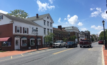 Main_Street_NB_approaching_Commerce_Street_Smyrna_DE.jpeg