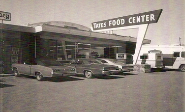 Tate_s_Food_Center__Cowiche__Wa__about_1968.jpg