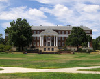 McKeldin_Library__front_view__mid-afternoon_light__August_21__2006.jpg