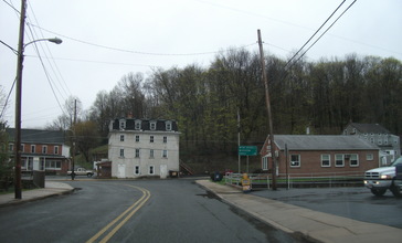 Old_Pennsylvania_State_Route_100__5679547801_.jpg