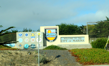 Marina_City_Sign.jpg