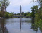 Saranac_Plattsburgh_NY_obelisk.jpg