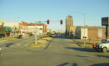 Downtown_McAlester.jpg