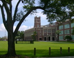 Hillsborough_High_School_Seminole_Heights.JPG