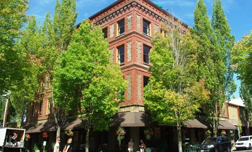 Hotel_Oregon_McMinnville_Oregon.JPG
