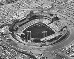 Metropolitan_Stadium_1962.jpeg