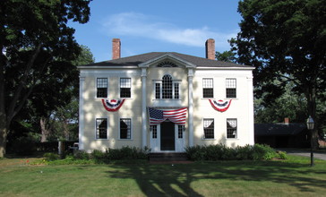 Capt._Charles_Leonard_House__Agawam_MA.jpg