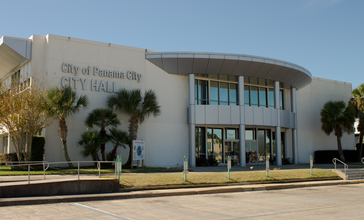 Panama_City_FL_City_Hall.jpg