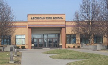 Archbold_Ohio_High_School.jpg
