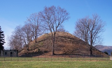 Grave_Creek_Mound.jpg