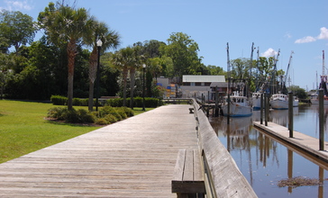 DarienWaterfrontPark.jpg