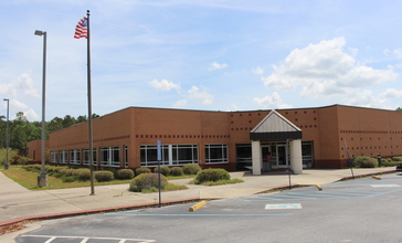 Hinesville_Post_Office.jpg