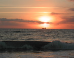 Sunrise_over_north_beach_on_Tybee_Island__GA.jpg